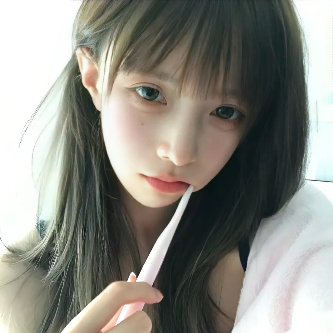 我的同桌是校花